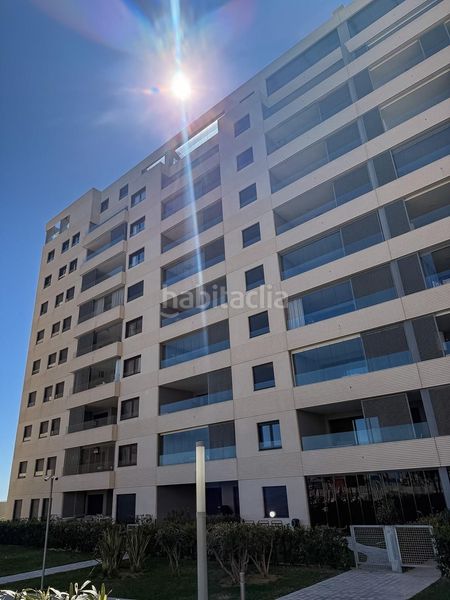Foto 28aac60a-f01f-45a7-b7bb-a518a4f165a1. Apartament amb aparcament piscina a Punta Prima Torrevieja