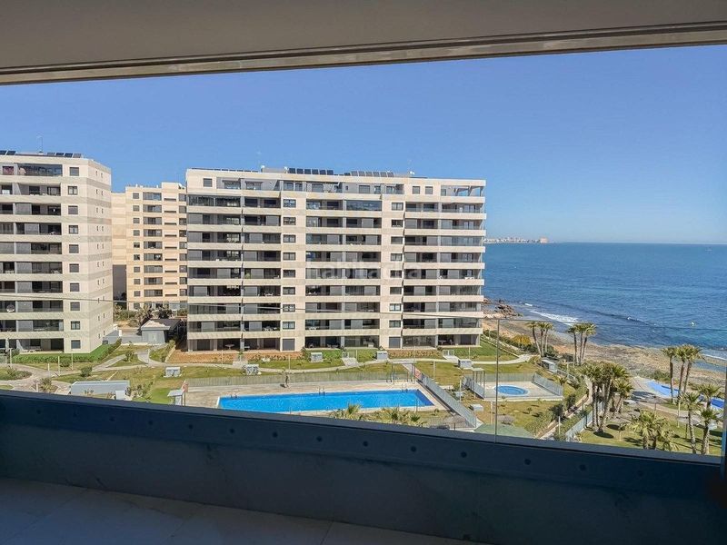 Foto ae6bd61c-0bd7-4107-a6dd-edc458894278. Apartament amb aparcament piscina a Punta Prima Torrevieja