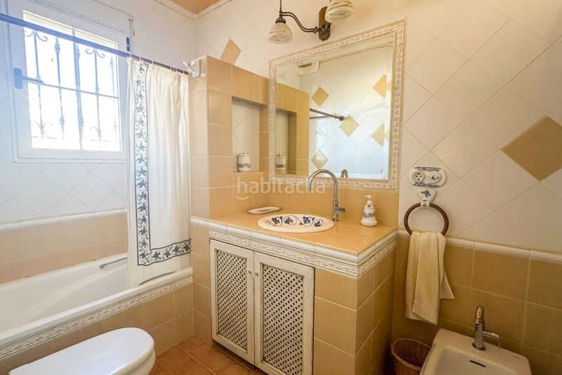 Foto 3af68799-c08f-4542-aed2-1e024491a740. Xalet amb piscina a Los Europeos Torrevieja