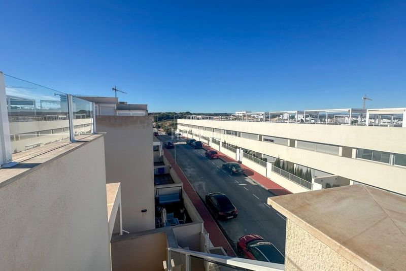 Foto 30890417-f6c1-4e3b-87d6-1536d630f695. Àtic amb aparcament piscina a Los Balcones-Los Altos Torrevieja