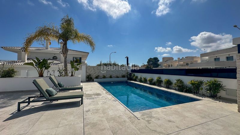 Foto f371ea9d-f94d-4115-83e0-5cc04941b509. Xalet amb aparcament piscina a Lomas de Cabo Roig - Los Dolses Orihuela