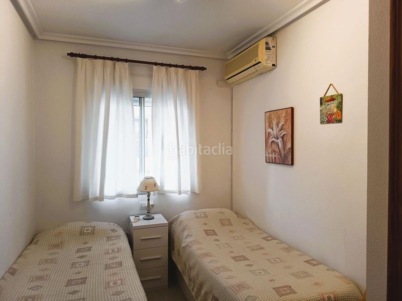 Foto a5145a06-78bb-4250-8aeb-f8b3051fd64f. Casa adossada amb aparcament piscina a La Regia Orihuela