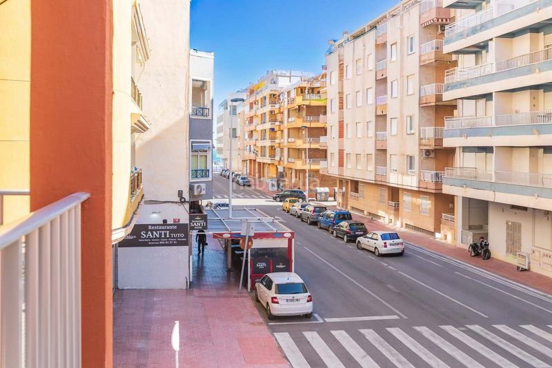 Foto aa08b07f-090a-4fc8-8ab7-c59af857552e. Apartament a Zona Playa del Cura Torrevieja