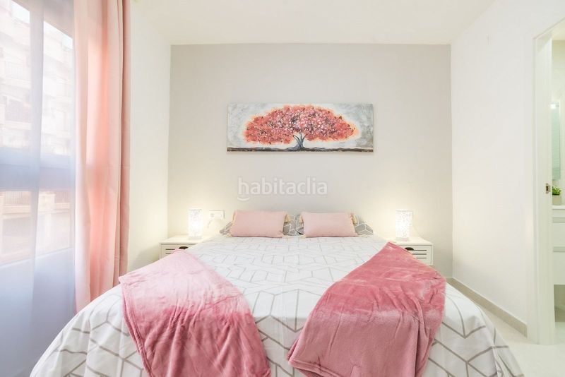 Foto be87b790-3dd6-4d96-912d-d2cf4ee78c9a. Apartament a Zona Playa del Cura Torrevieja