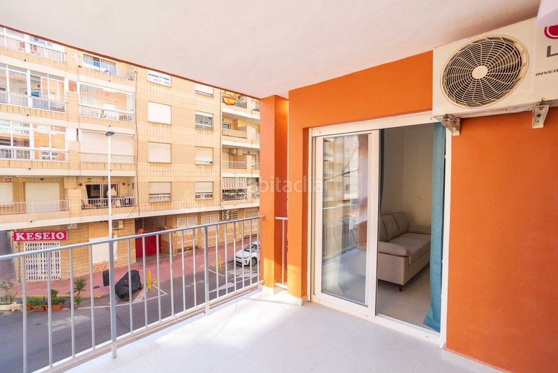 Foto ccb2ae0b-71e1-41a4-8eab-1c02d7a25a79. Apartament a Zona Playa del Cura Torrevieja