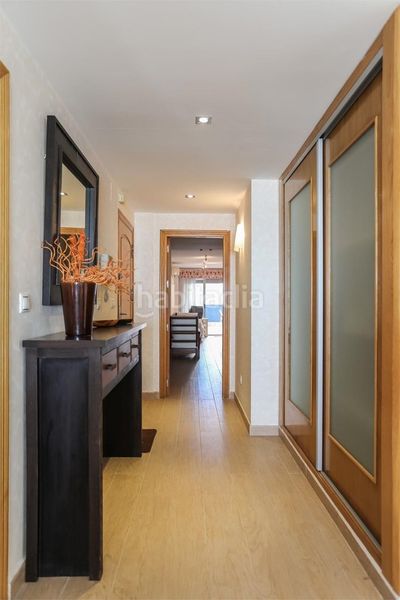 Foto 8a0b6a1b-4cd9-4083-96a2-447f54ec699d. Apartament amb piscina a Zona Playa de los Locos Torrevieja