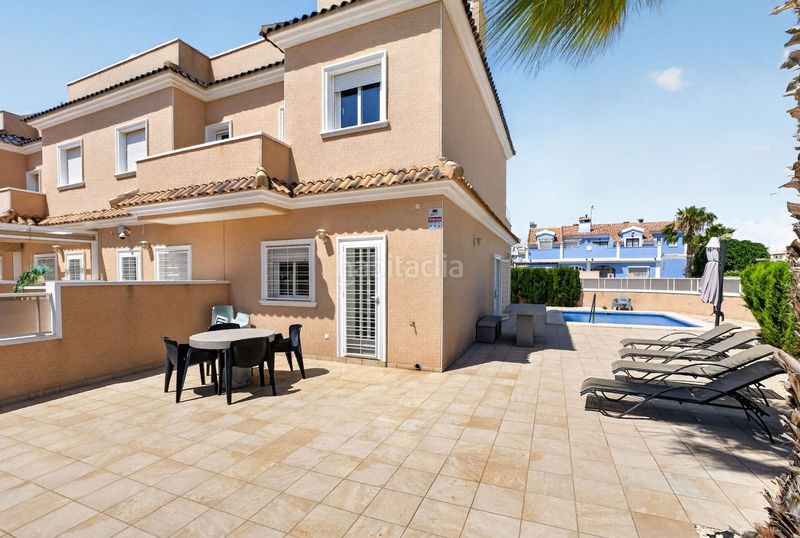 Foto 19e1d6da-971f-4598-9cf2-b32f29744c83. Casa adossada amb aparcament piscina a Lomas de Cabo Roig - Los Dolses Orihuela