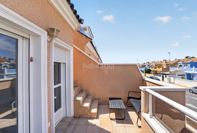 Foto ad4ddbaf-1465-4ca6-a2d2-1b10b8d45b69. Casa adossada amb aparcament piscina a Lomas de Cabo Roig - Los Dolses Orihuela