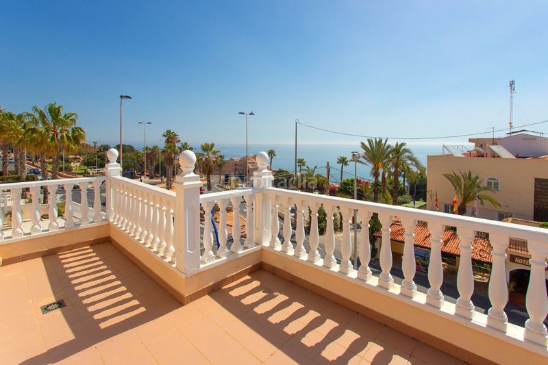 Foto 079e6b48-01eb-4b82-9ef5-bce8c202754a. Xalet amb piscina a Miramar - Torre del Moro Torrevieja