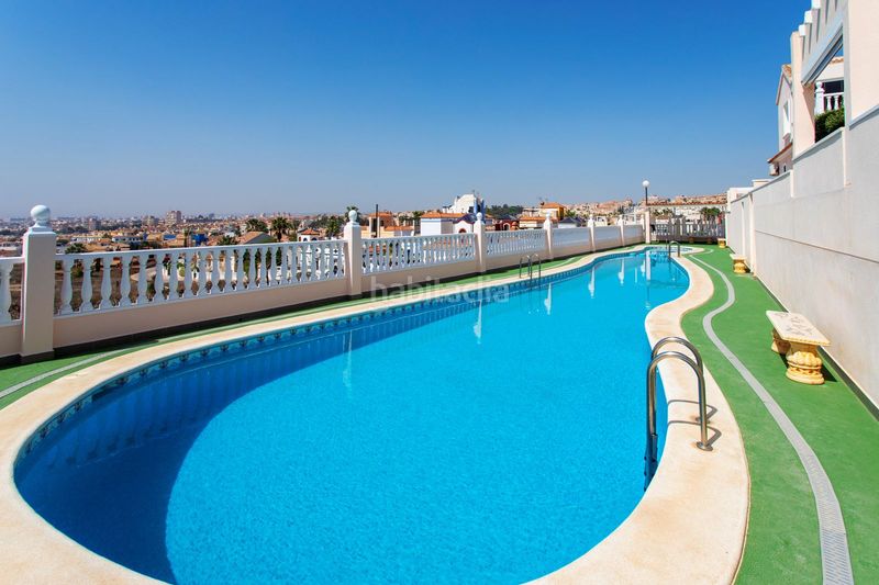 Foto d2f49ed2-4629-4922-8bc2-a49861734d49. Xalet amb piscina a Miramar - Torre del Moro Torrevieja