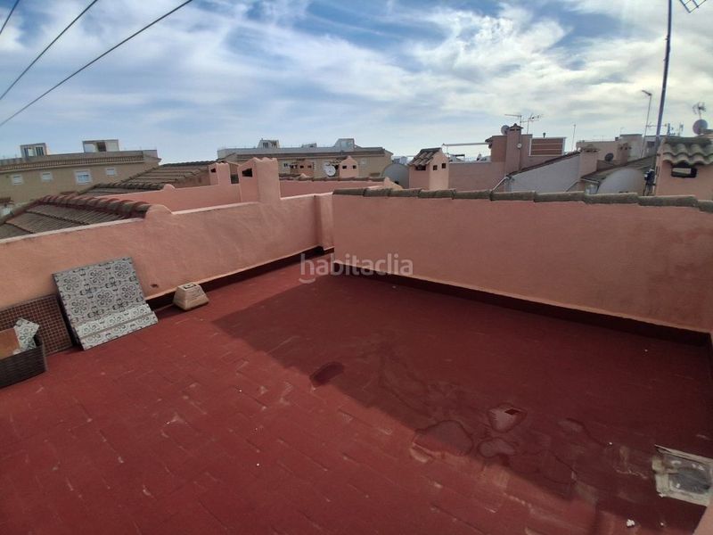 Foto 33a8cec9-10ce-4de9-9c9a-043fdb4f1d6f. Maison jumelée dans Aguas Nuevas Torrevieja