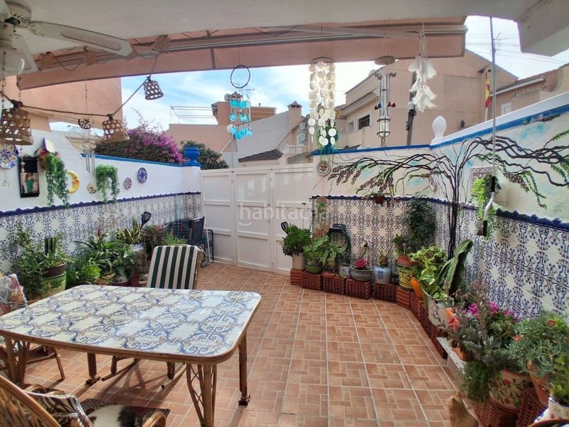 Foto 55fa4c80-2517-4770-aa36-2393cfb57769. Maison jumelée dans Aguas Nuevas Torrevieja