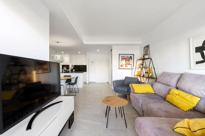 Foto fcd225aa-8f9d-45ee-a8a2-ae20c66f296c. Apartament amb piscina a Lomas de Cabo Roig - Los Dolses Orihuela