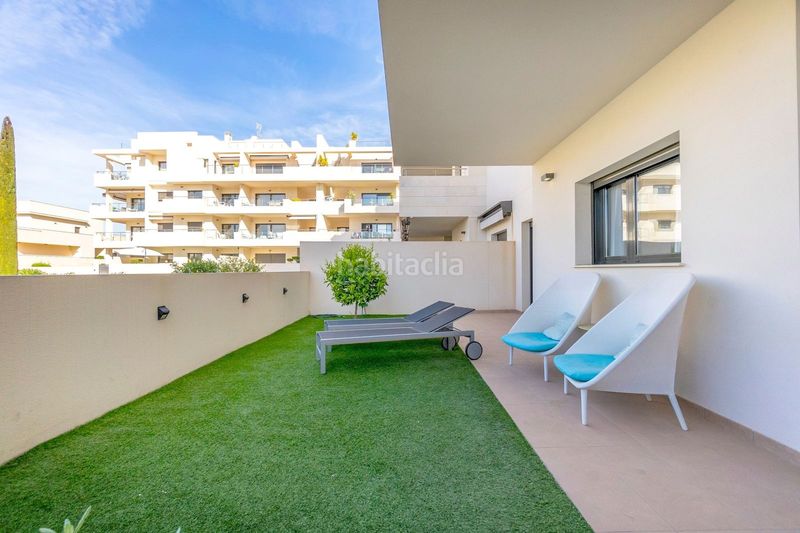 Foto fffa6f4e-3611-4379-9528-5bb2216d9910. Apartament amb piscina a Lomas de Cabo Roig - Los Dolses Orihuela