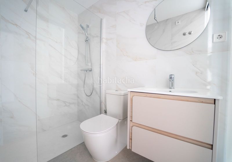 Foto ba00ca18-6112-49c6-8a13-3a60ac463ad7. Apartament amb piscina a Playa Flamenca Orihuela