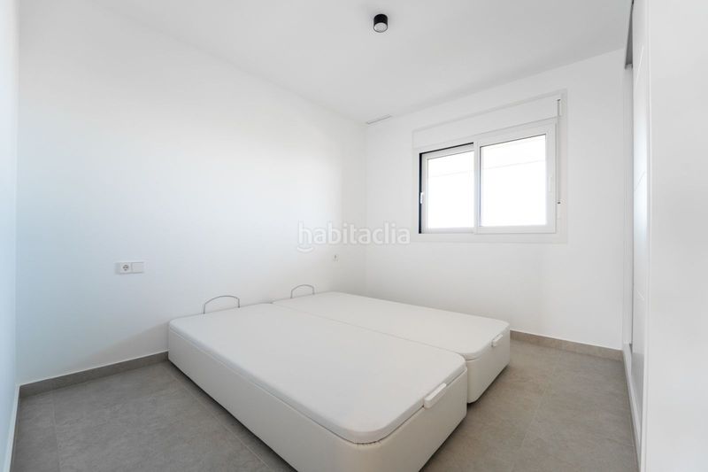 Foto cd6bc684-ad9c-4694-b221-8a3a8ccf669b. Apartament amb piscina a Playa Flamenca Orihuela