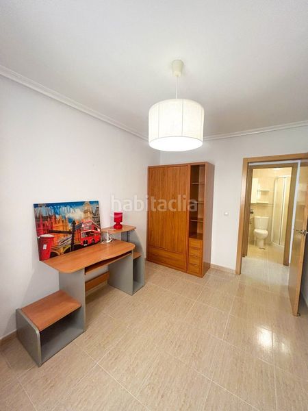 Foto c669542b-861b-49ad-9d5d-cfe5e89695fb. Apartament amb aparcament a El Molino Torrevieja