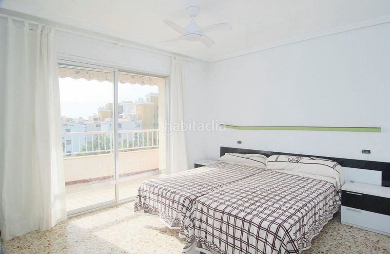 Foto 2ea89779-53f5-4e7e-b16e-bd7b472d7820. Apartament amb piscina a Punta Prima Torrevieja
