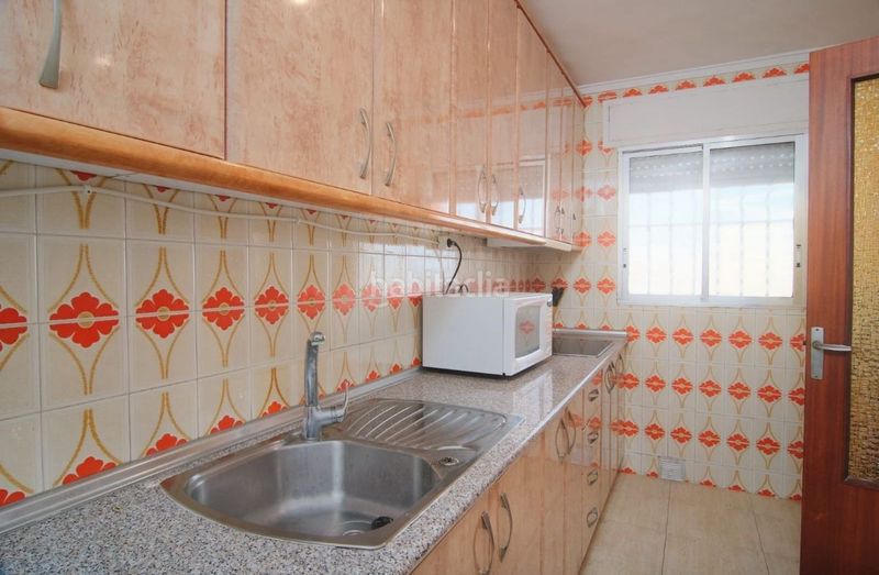 Foto 9dd254a5-9d45-4037-8e56-7ed2420817c0. Apartament amb piscina a Punta Prima Torrevieja