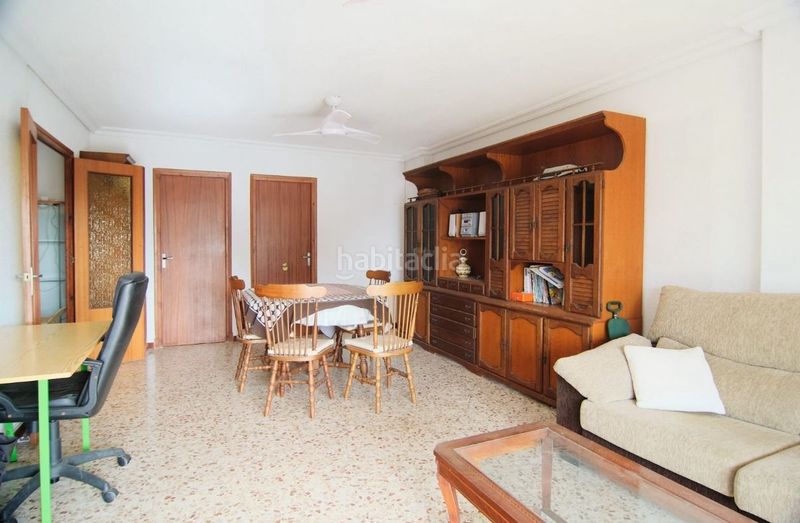 Foto f90bc21f-4703-4bcd-835e-68067cfa9333. Apartament amb piscina a Punta Prima Torrevieja
