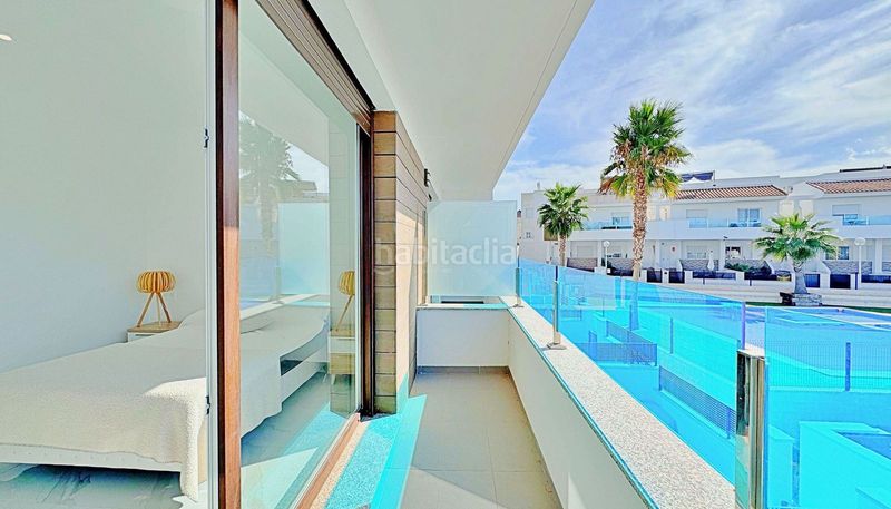 Foto 8b98bba7-9686-4935-bc12-6294cc868594. Casa adossada amb piscina a Los Balcones-Los Altos Torrevieja