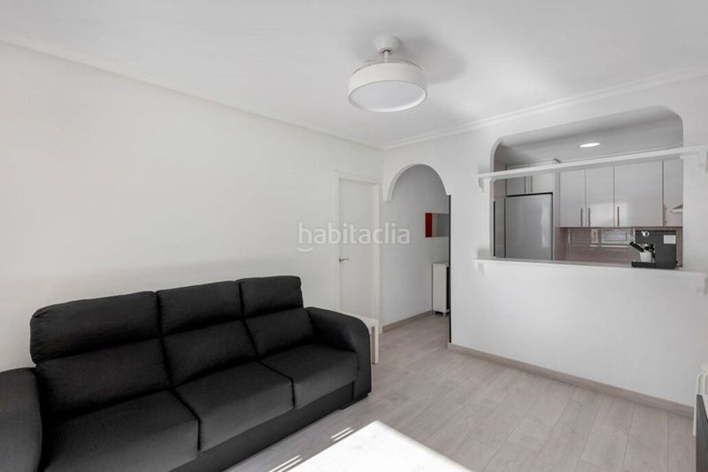 Foto 1b62bc7b-3021-4aee-97b0-5004e7d6a73a. Apartament amb aparcament piscina a Los Europeos Torrevieja