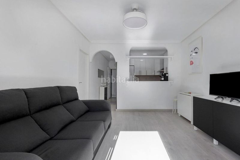 Foto 84c4c88e-4644-4e08-9bf9-9e1054c9a535. Apartament amb aparcament piscina a Los Europeos Torrevieja