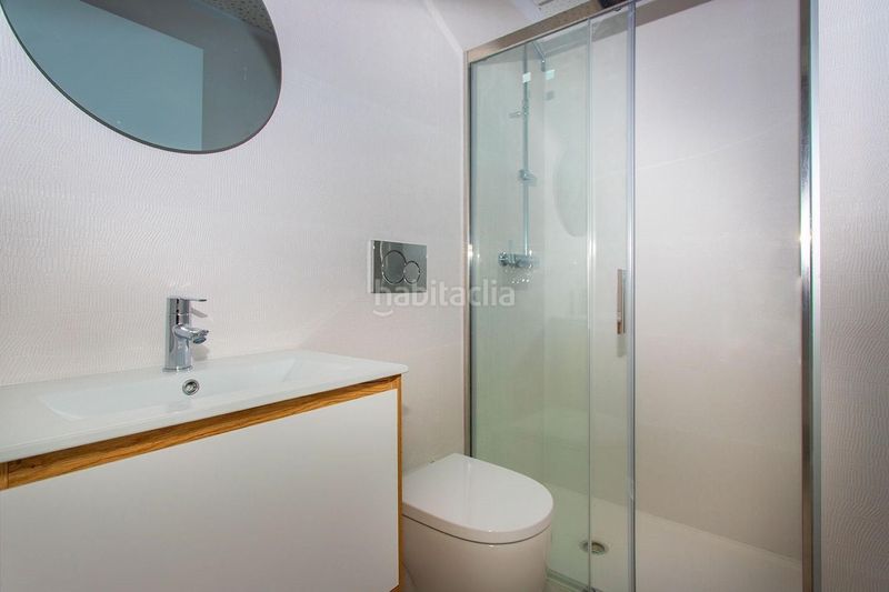 Foto c32b45fa-49c9-4321-ab8d-892542f4ec9c. Apartament amb piscina a Las Piscinas Naturales Torrevieja