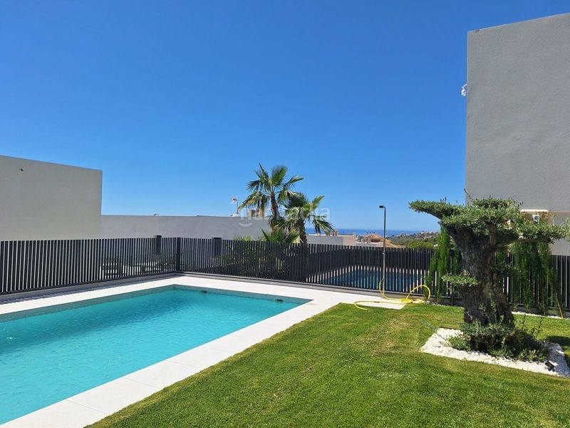 Foto 98d3b7b5-1e4c-42af-8726-8281b22dd14f. Xalet amb aparcament piscina a Golf Bahía Finestrat