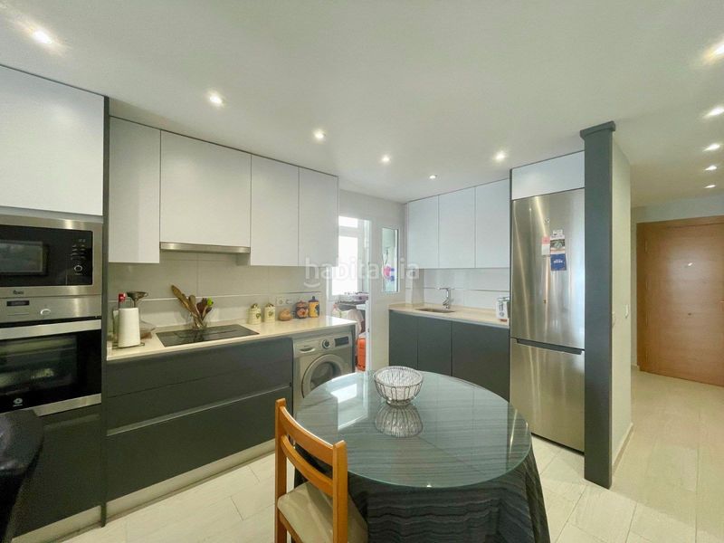 Foto c784b82d-5d05-4854-ac25-b391ee8655d1. Apartament amb aparcament a Zona Playa del Cura Torrevieja