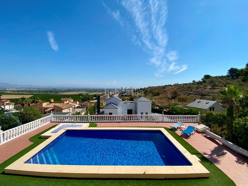 Foto 9c1622ae-4216-4a3c-b776-e812916d81f7. Xalet amb aparcament piscina a Almoradí