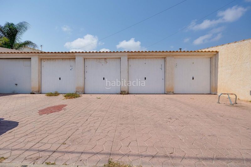 Foto 79ba4bb2-7964-404d-87f9-3caf50d2910a. Xalet amb aparcament piscina a Aguamarina Orihuela