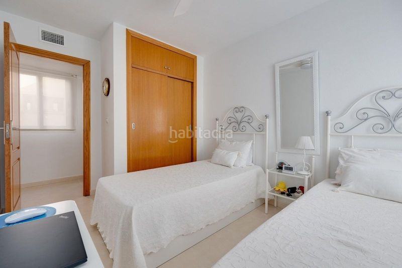 Foto 116ef836-743d-4e15-973d-9c4e9a1c03d0. Ático junto al mar! en Zona Playa de los Locos Torrevieja