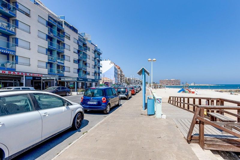 Foto af7f401b-2c36-41fa-9d26-75aa1c272bf8. Ático junto al mar! en Zona Playa de los Locos Torrevieja