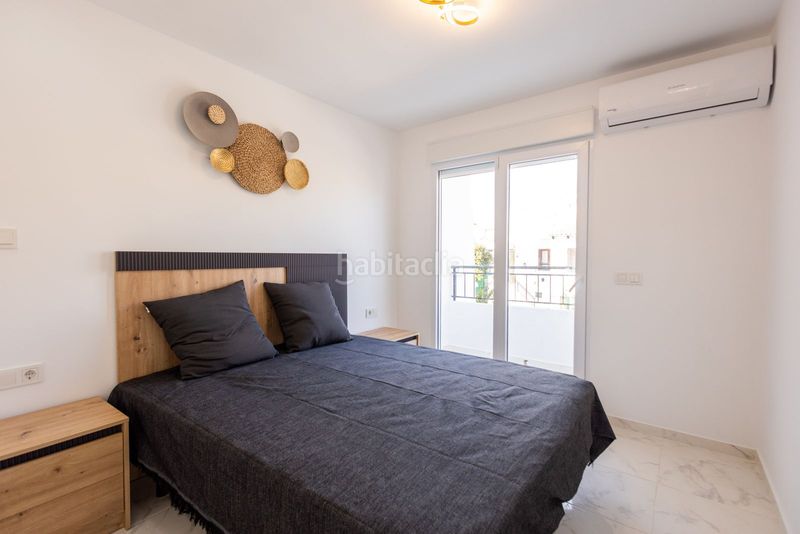 Foto 6f006f4c-7ada-487b-8979-eb5b29c3405b. Casa adossada amb piscina a Los Balcones-Los Altos Torrevieja