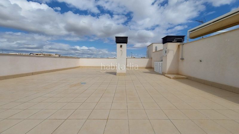 Foto 9d958f44-732f-47f7-b9d3-d21c8b040c77. Àtic amb aparcament piscina a Villamartín-Las Filipinas Orihuela