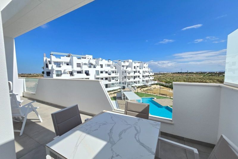 Foto f5e46584-9d95-46f8-8bb6-c6a340c13397. Apartament amb aparcament piscina a Mar Menor golf Torre - Pacheco
