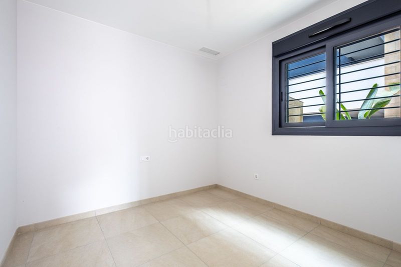 Foto fa625189-bd16-4dbc-a26f-113297978f31. Apartament amb piscina a Playa Flamenca Orihuela