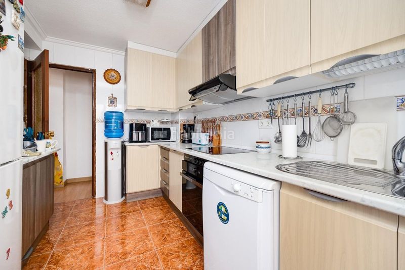 Foto fbe970ed-6d1c-4639-80ba-283584550b69. Apartament a Zona Playa del Cura Torrevieja