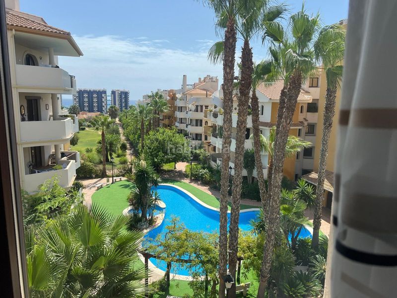 Foto 0d3bb4ef-5b60-4c6e-a844-c2ea623917fb. Àtic amb aparcament piscina a Punta Prima Torrevieja
