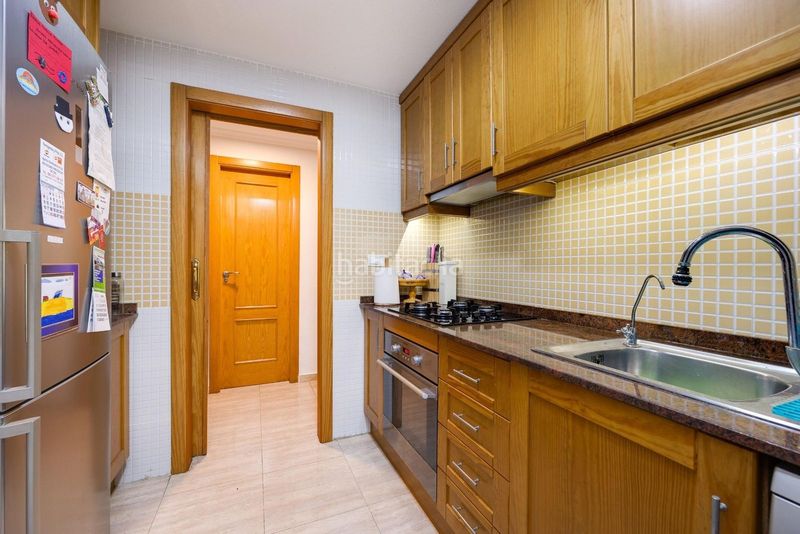 Foto 5a784b6a-2498-4c61-86f6-241f788887db. Apartament amb piscina a Antonio Machado Torrevieja