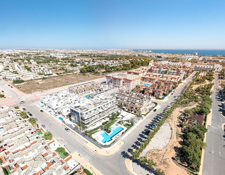 Foto 00faa673-b755-40a8-b4f1-499c23c4856f. Apartament amb piscina a Lomas de Cabo Roig - Los Dolses Orihuela