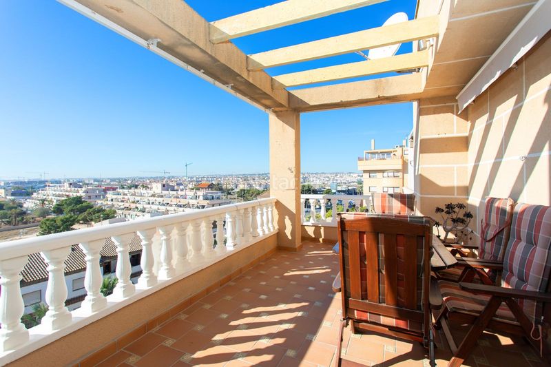 Foto 0337d30a-fbb8-4806-965a-80ca6a945f9f. Apartament amb piscina a Punta Prima Torrevieja