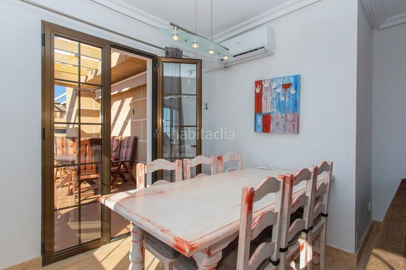 Foto 1a40ee17-421d-4b91-b2ec-3ad3cad1d69a. Apartament amb piscina a Punta Prima Torrevieja