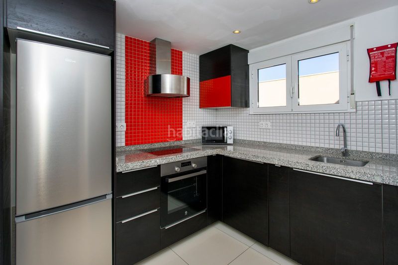 Foto c06cc710-2888-41a5-8ae9-f94748ae02c7. Apartament amb piscina a Punta Prima Torrevieja