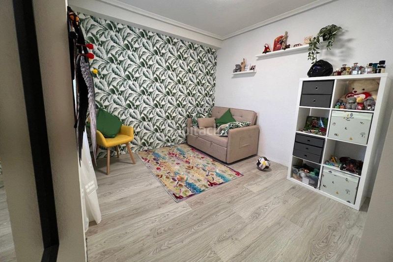 Foto 1edd981a-85aa-4c4a-bb45-accf3c1c309b. Apartament amb piscina a Aguas Nuevas Torrevieja