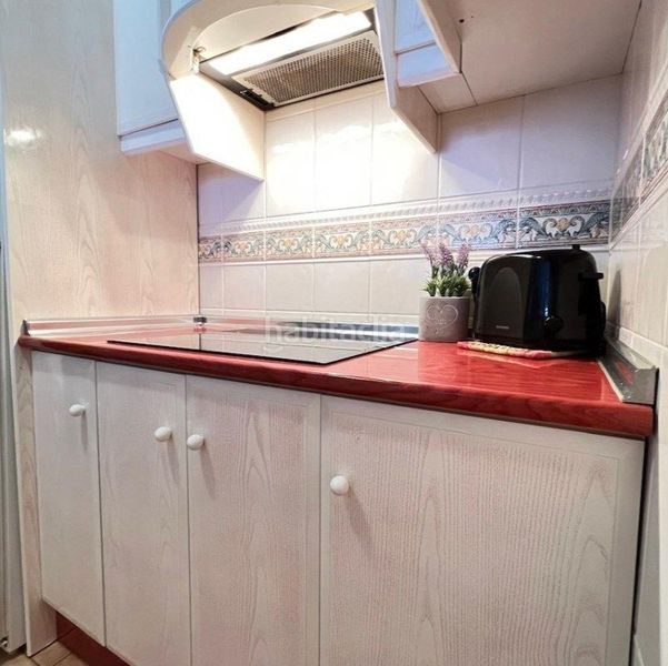 Foto c2fef805-3d8d-411d-8332-bffae351f0d9. Apartament amb piscina a Aguas Nuevas Torrevieja