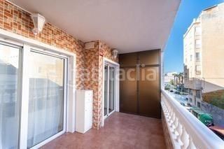 Foto da53da15-9e3b-43bc-9f7d-549b33694089. Apartament a Las Piscinas Naturales Torrevieja