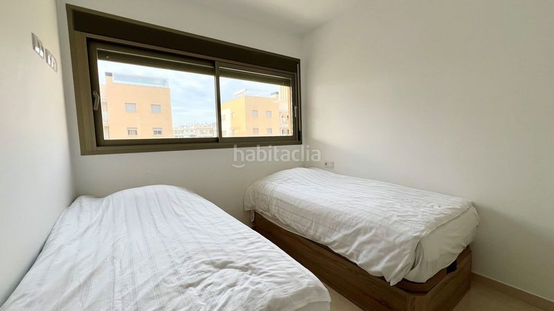 Foto 1dc3ec0b-7fd2-45c4-9dcd-1e091cc3fca2. Apartament amb piscina a Villamartín-Las Filipinas Orihuela