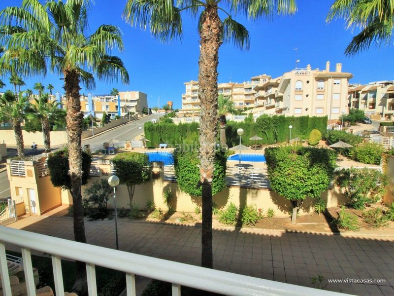 Foto c16cc1a5-c118-4766-8254-294affa41e99. Àtic amb aparcament piscina a Aguamarina Orihuela